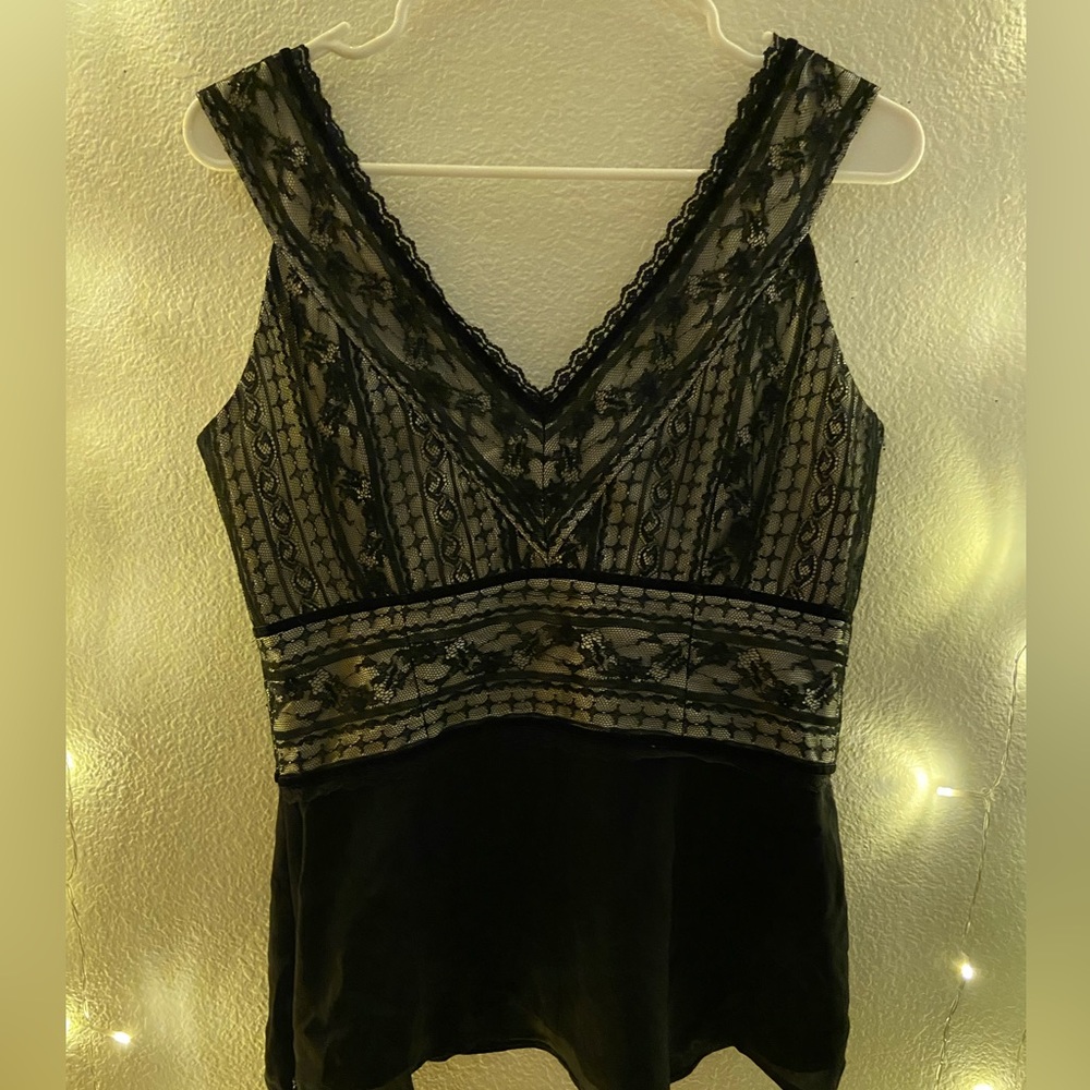Ann Taylor V neck black top